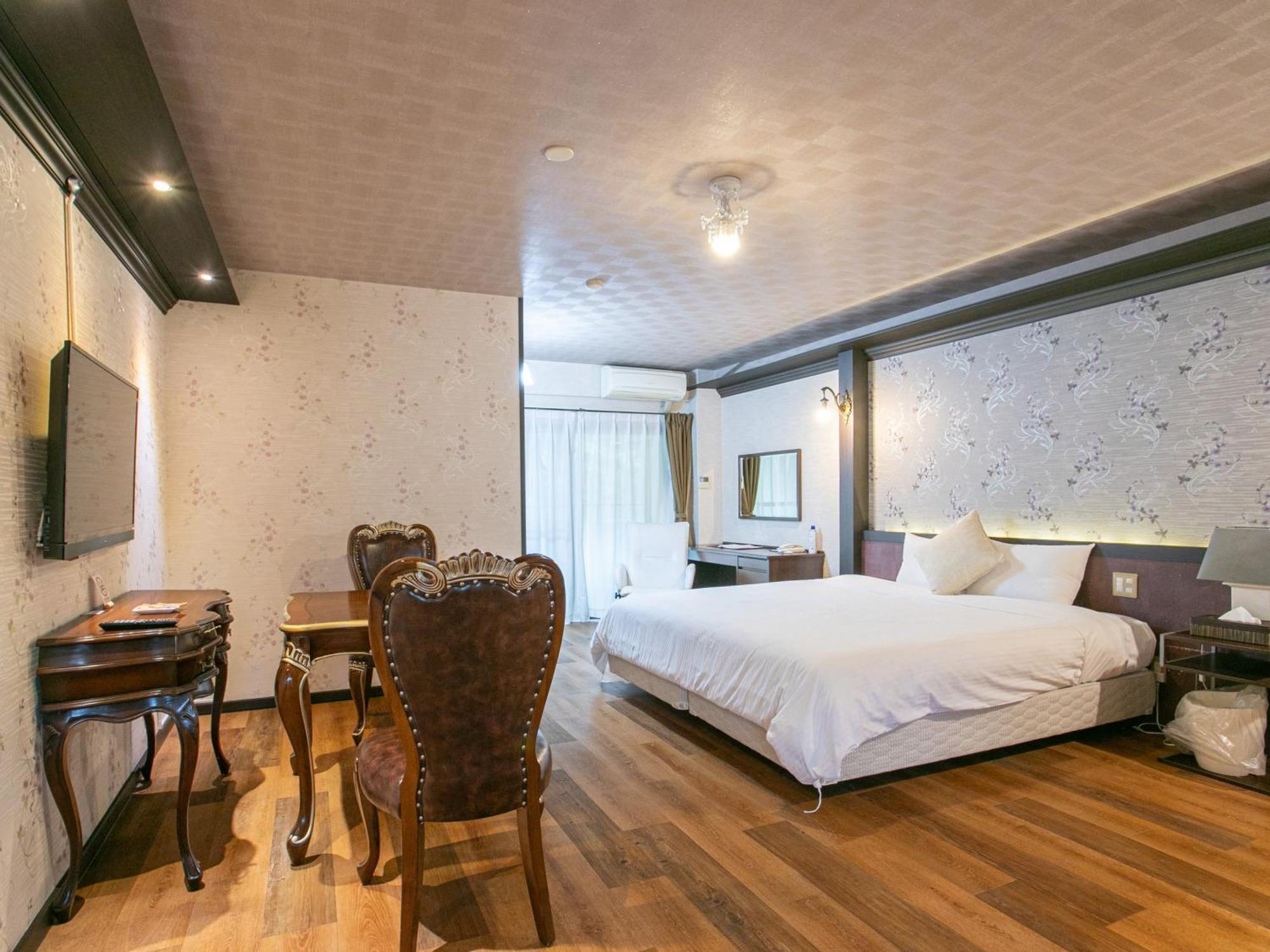 Yufuin Besso Shikisai Hotel Rum bild